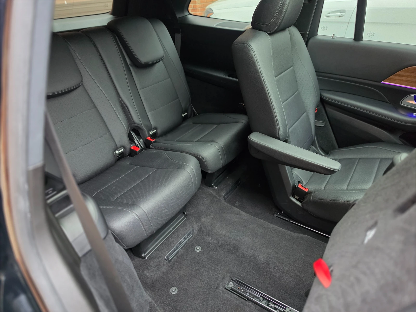Mercedes-Benz GLS 450, снимка 16 - Автомобили и джипове - 54397501