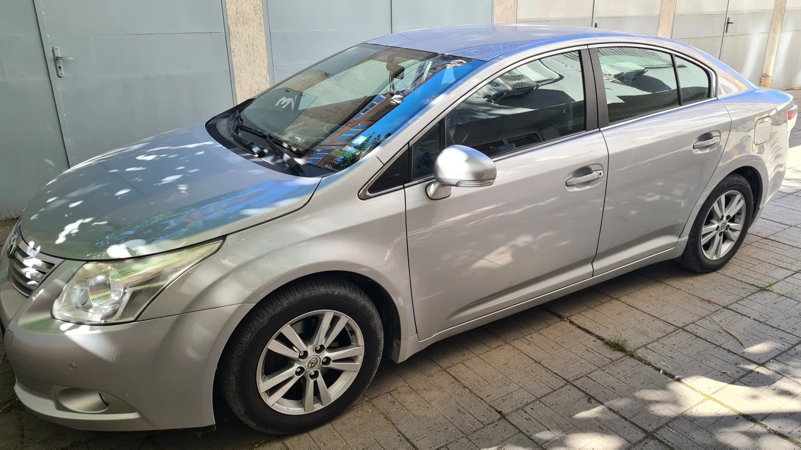 Toyota Avensis, снимка 4 - Автомобили и джипове - 54857595