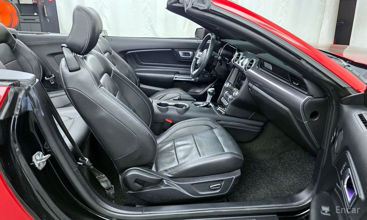 Ford Mustang 2.3 Eco Boost FACE* КОЖА* NAVI* ПОДГРЕВ* ОБДУХВАНЕ, снимка 7 - Автомобили и джипове - 54883979