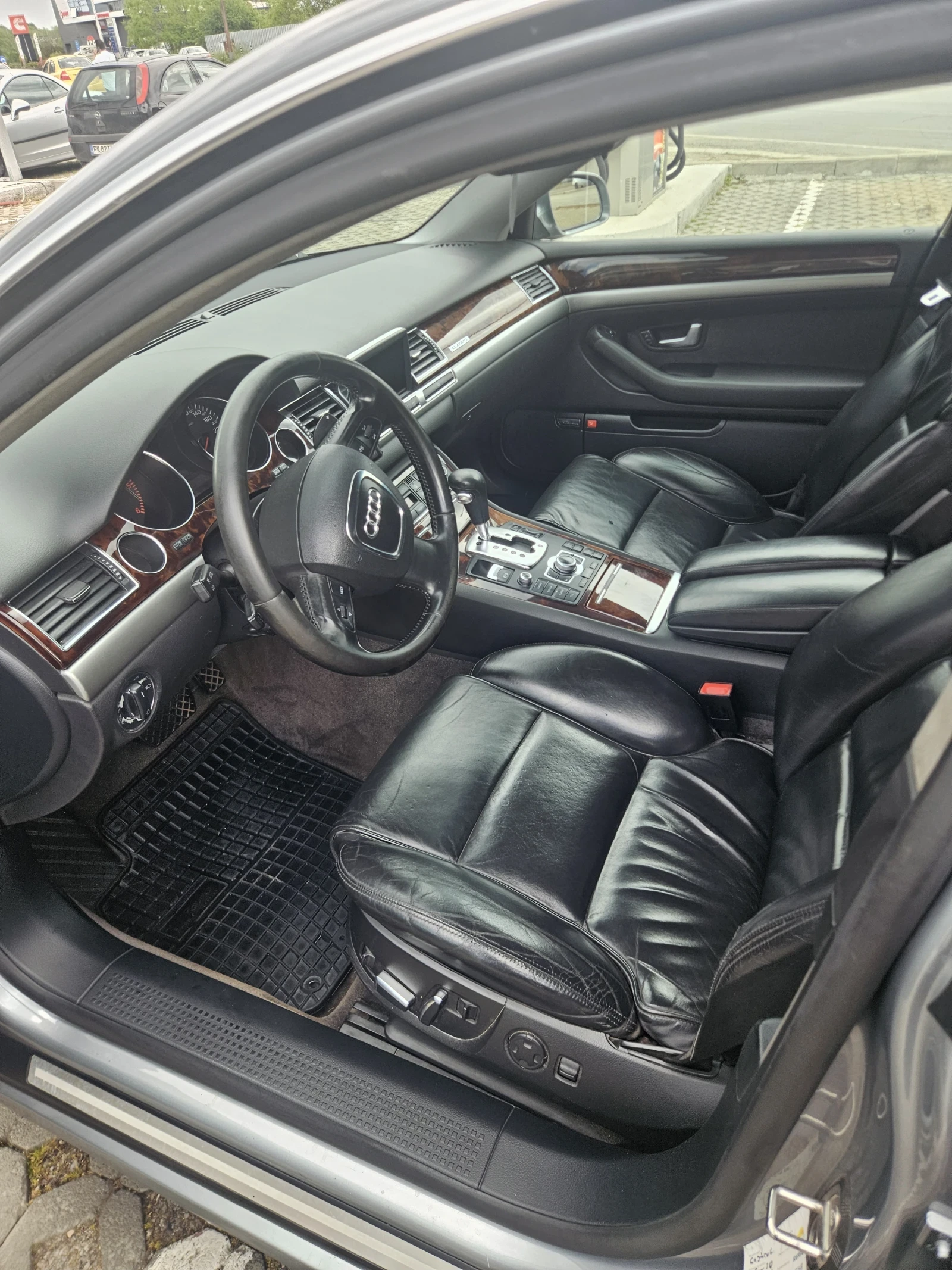 Audi A8, снимка 3 - Автомобили и джипове - 54922358