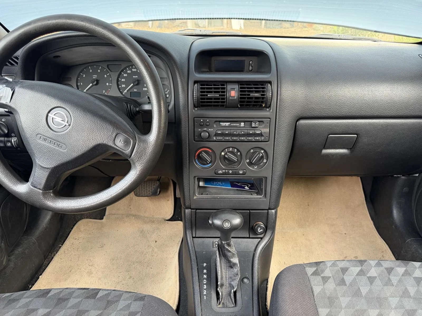 Opel Astra Автоматик, снимка 12 - Автомобили и джипове - 56181483
