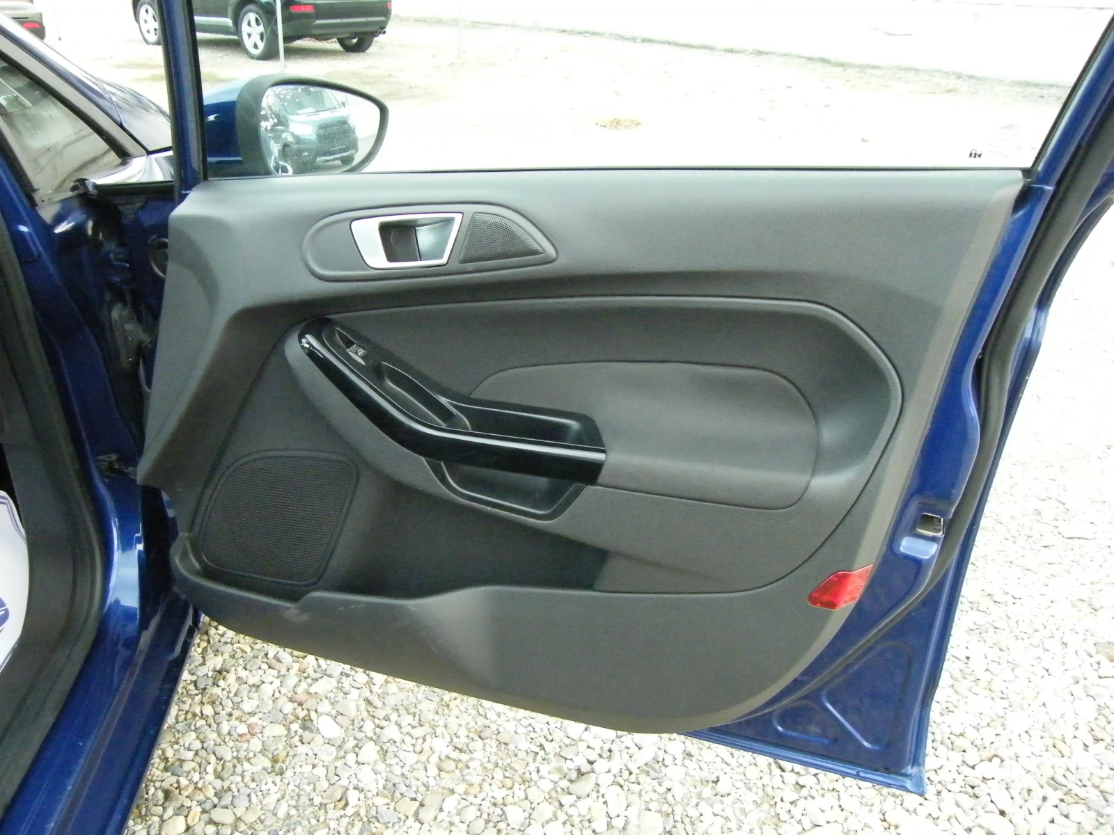 Ford Fiesta 1.5TDCI NAVI | Mobile.bg � ����������� 12