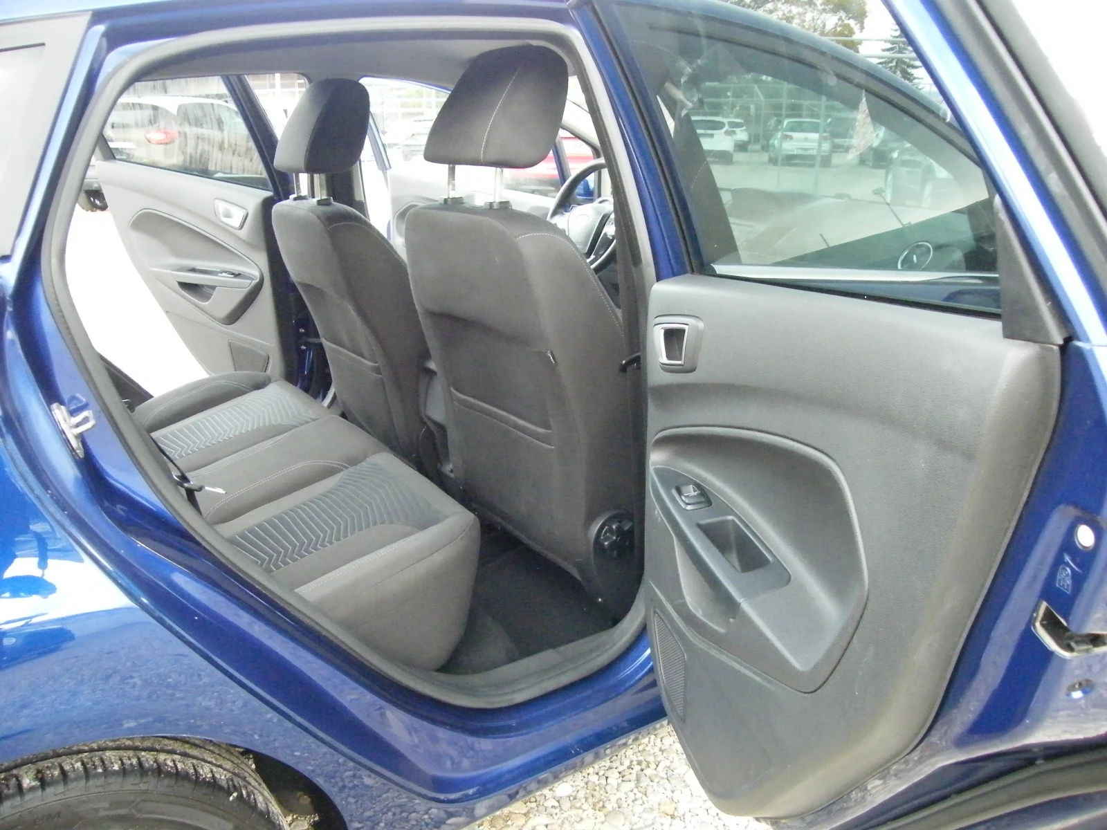 Ford Fiesta 1.5TDCI NAVI | Mobile.bg � ����������� 11