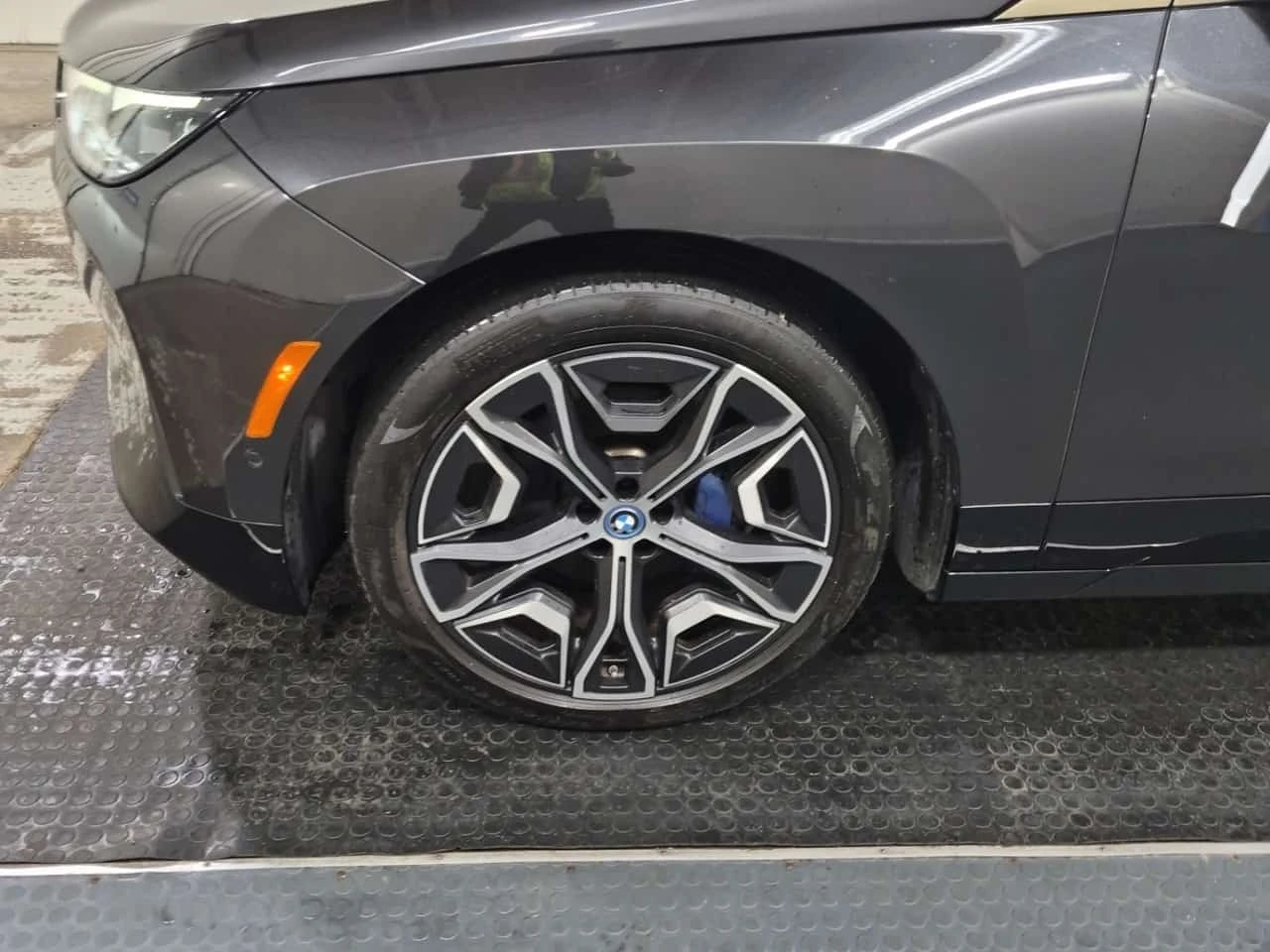BMW iX * Sports Activity Vehicle Xdrive50 * CARFAX *  | Mobile.bg � ����������� 4