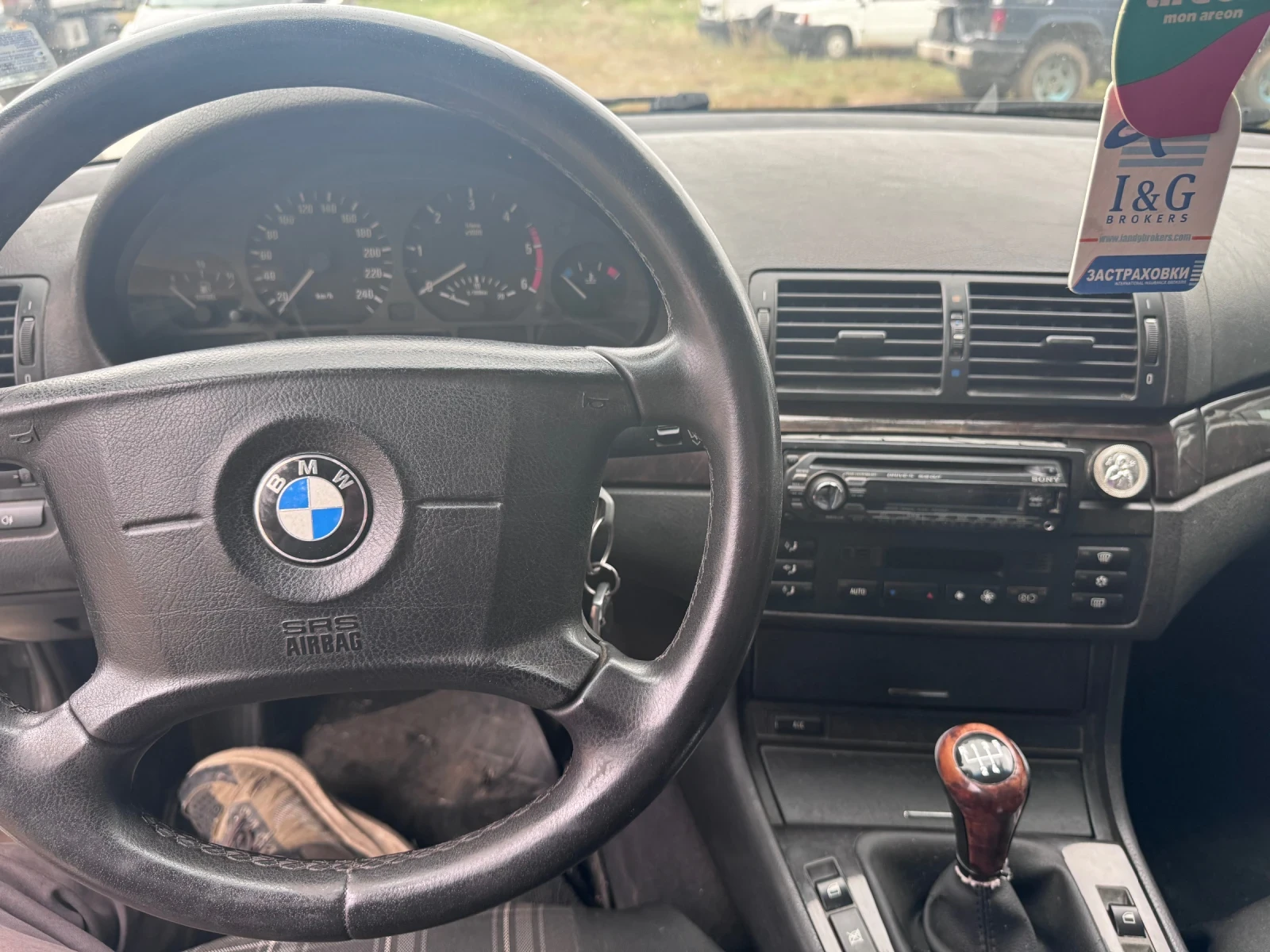 BMW 320 2.0 d, снимка 8 - Автомобили и джипове - 56655537