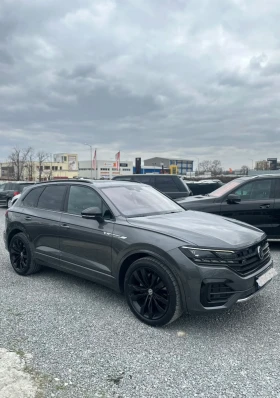 VW Touareg 3.0TDI/138000KM/R-LINE, снимка 1