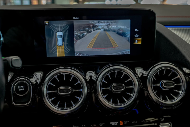 Mercedes-Benz EQA 250/Magno/Ambient/AMG Line/Камера/Подгрев, снимка 10 - Автомобили и джипове - 51585915