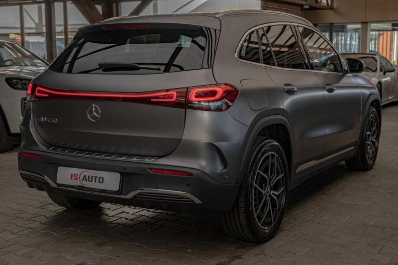 Mercedes-Benz EQA 250/Magno/Ambient/AMG Line/Камера/Подгрев, снимка 5 - Автомобили и джипове - 51585915