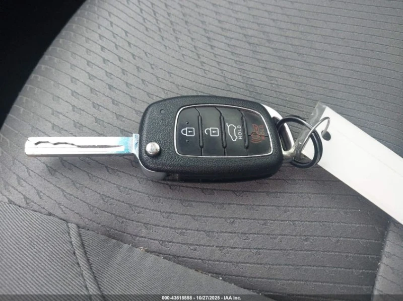 Hyundai Santa fe 2.4L I-4 DI, DOHC, VVT, 185HP All Wheel Drive, снимка 3 - Автомобили и джипове - 52954203