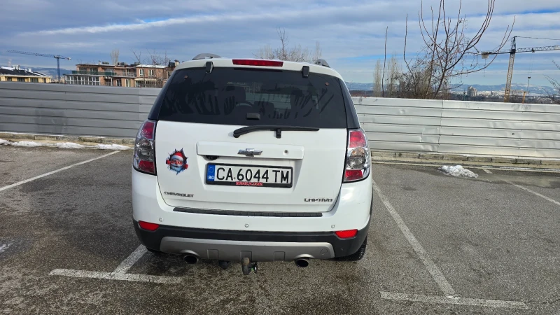 Chevrolet Captiva 2.2, снимка 4 - Автомобили и джипове - 53041744