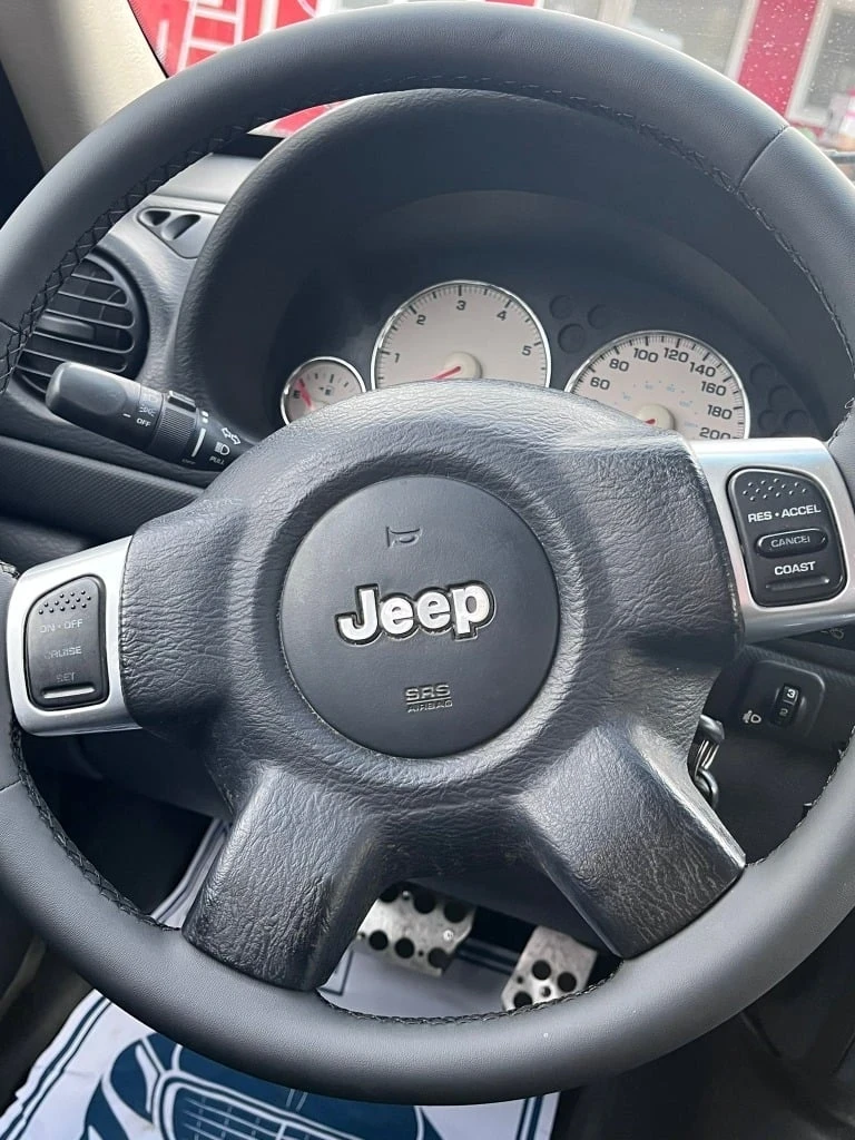 Jeep Cherokee 3.7 бензин/газ, снимка 4 - Автомобили и джипове - 48890138