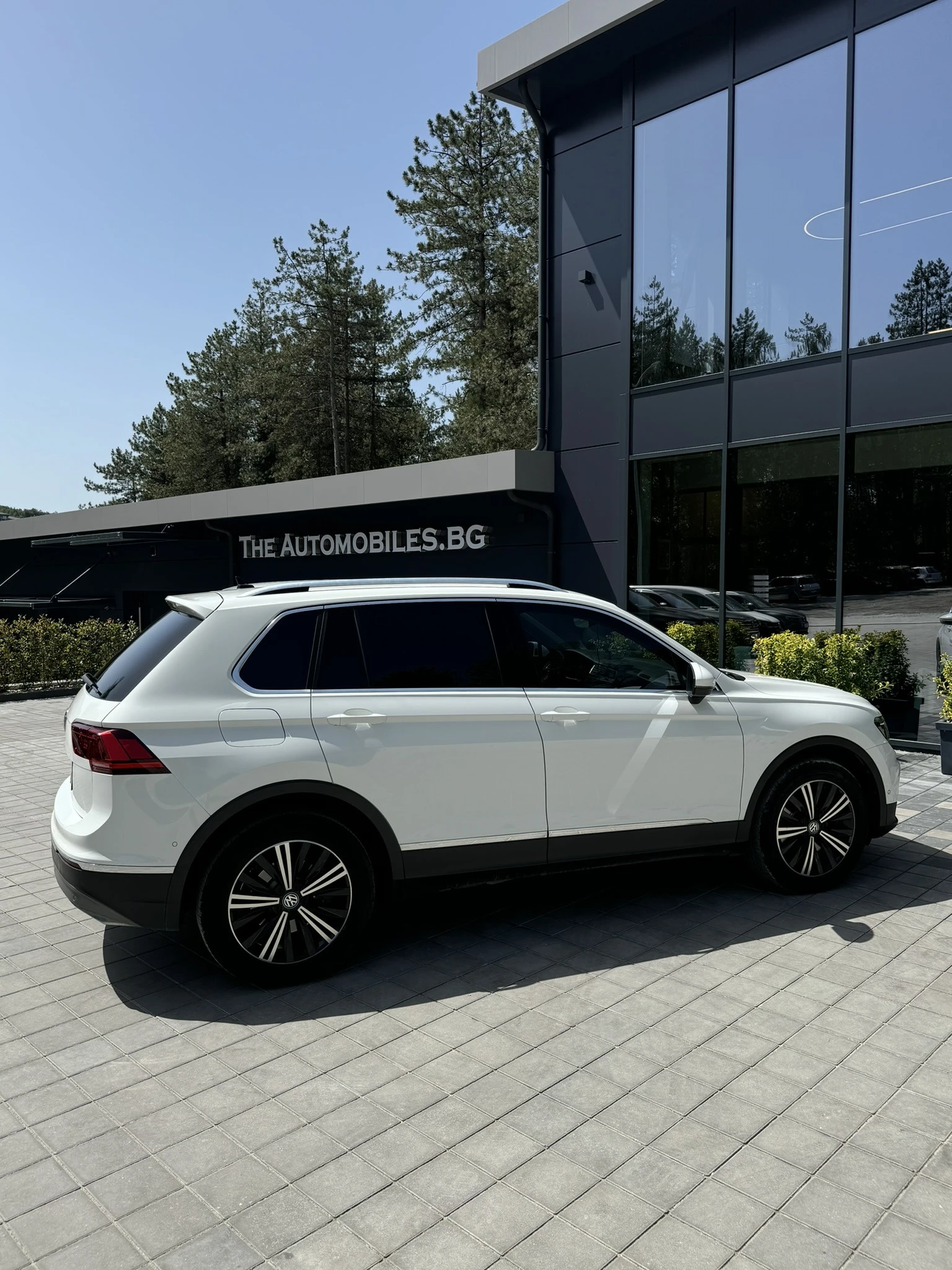 VW Tiguan 2, 0 TDI - изображение 9