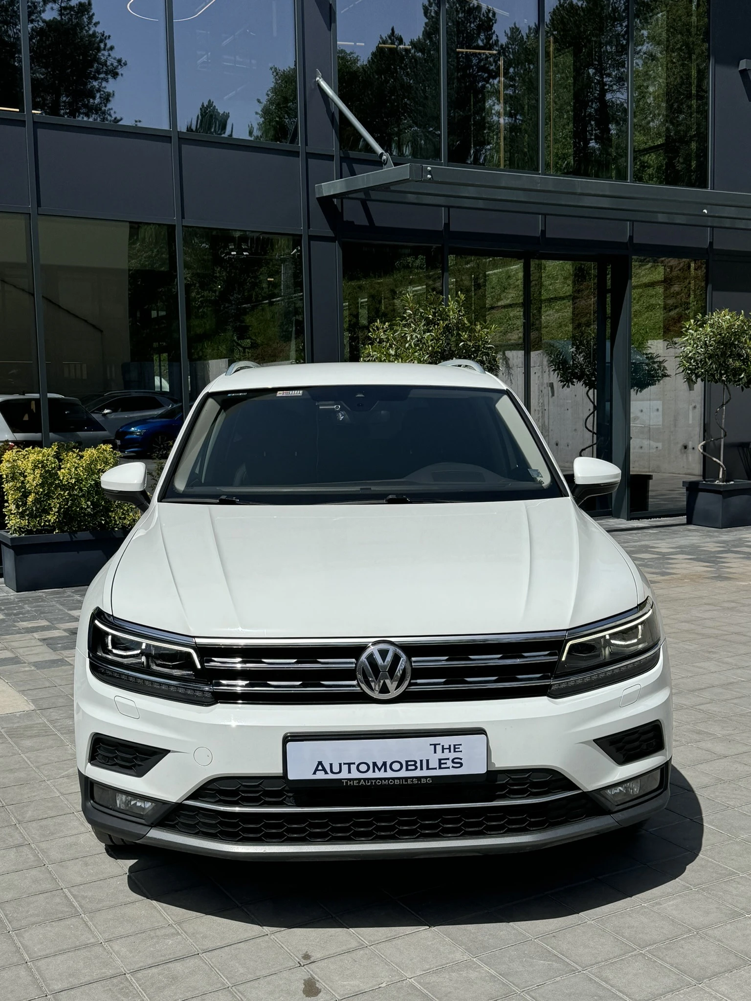 VW Tiguan 2, 0 TDI - изображение 2