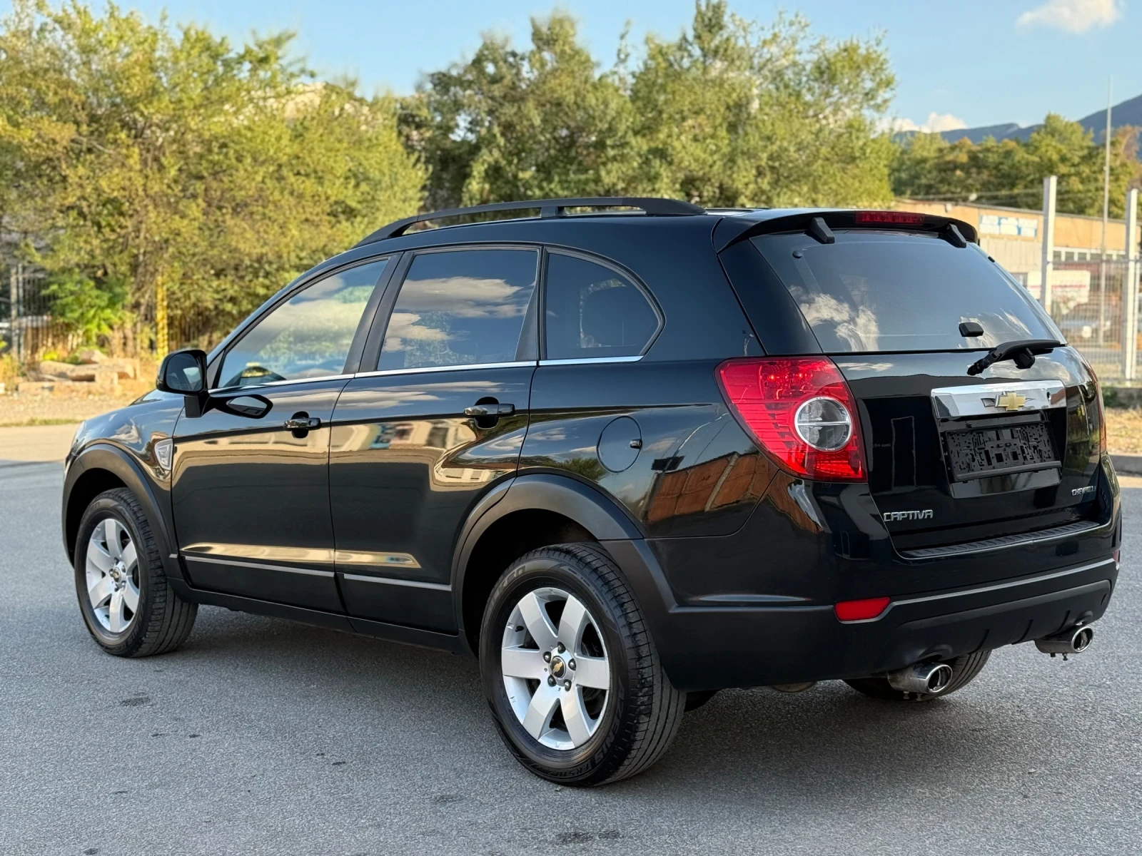 Chevrolet Captiva 2.0D 4X4 Автоматик - изображение 6