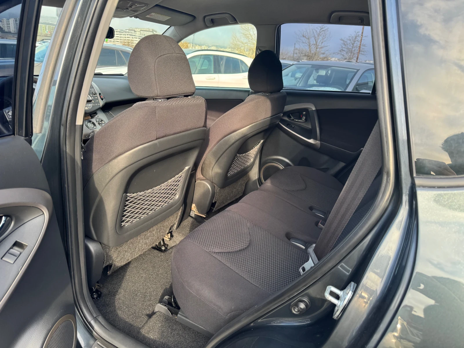 Toyota Rav4 2.2D4D 136ps, снимка 15 - Автомобили и джипове - 54126922