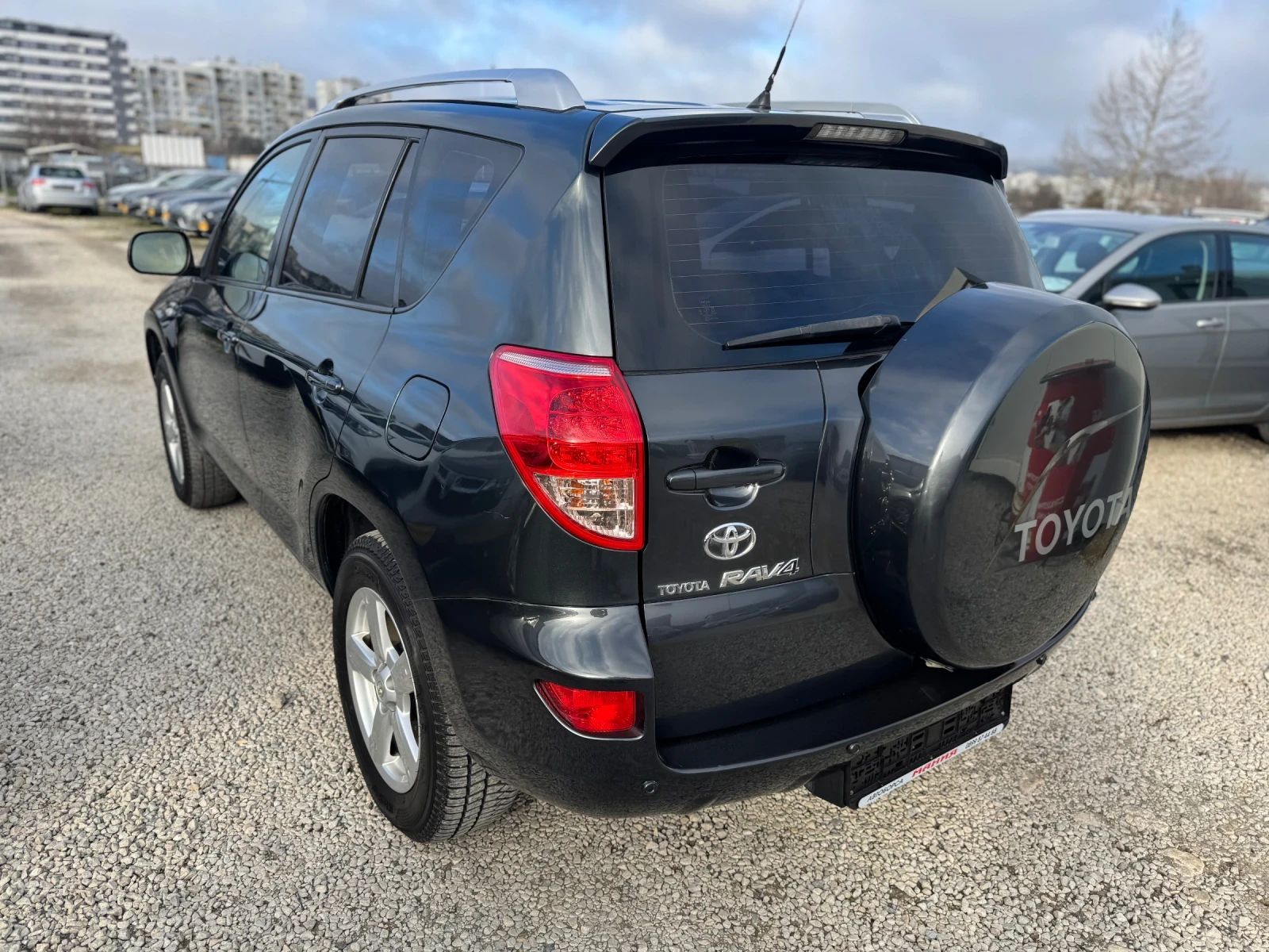 Toyota Rav4 2.2D4D 136ps, снимка 5 - Автомобили и джипове - 54126922