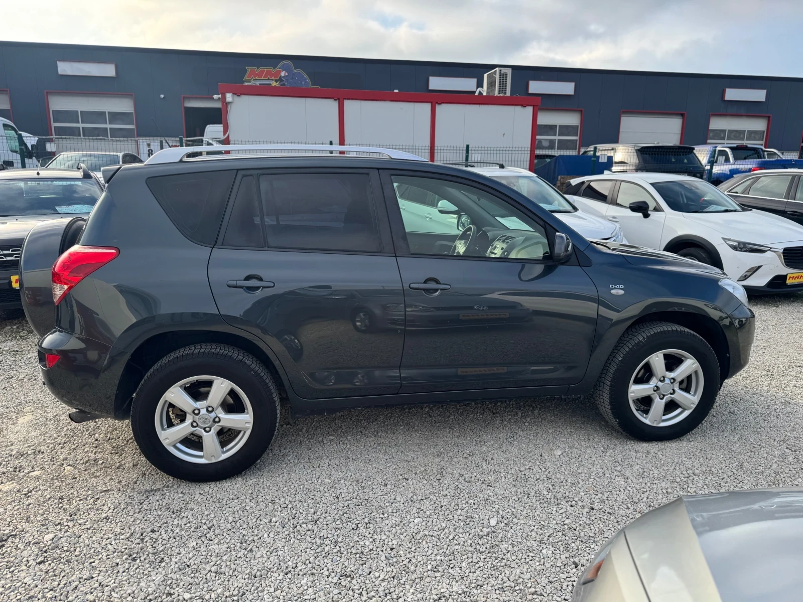 Toyota Rav4 2.2D4D 136ps, снимка 7 - Автомобили и джипове - 54126922