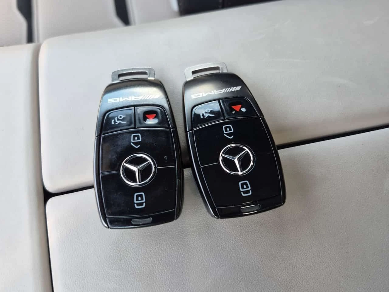 Mercedes-Benz GLE * AMG 53 * CARFAX * ЦЕНА ДО БГ, снимка 9 - Автомобили и джипове - 54296476