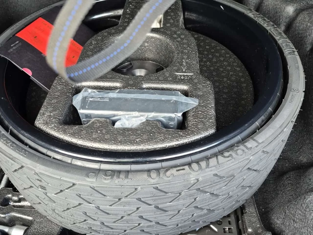 Mercedes-Benz GLE * AMG 53 * CARFAX * ЦЕНА ДО БГ, снимка 14 - Автомобили и джипове - 54296476