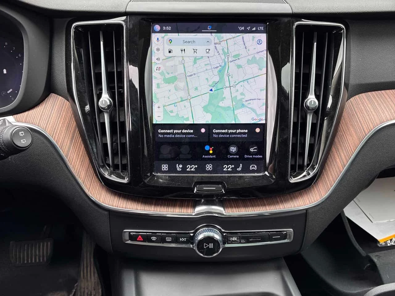 Volvo XC60 Plus Bright Theme  CARFAX | Mobile.bg � ����������� 9