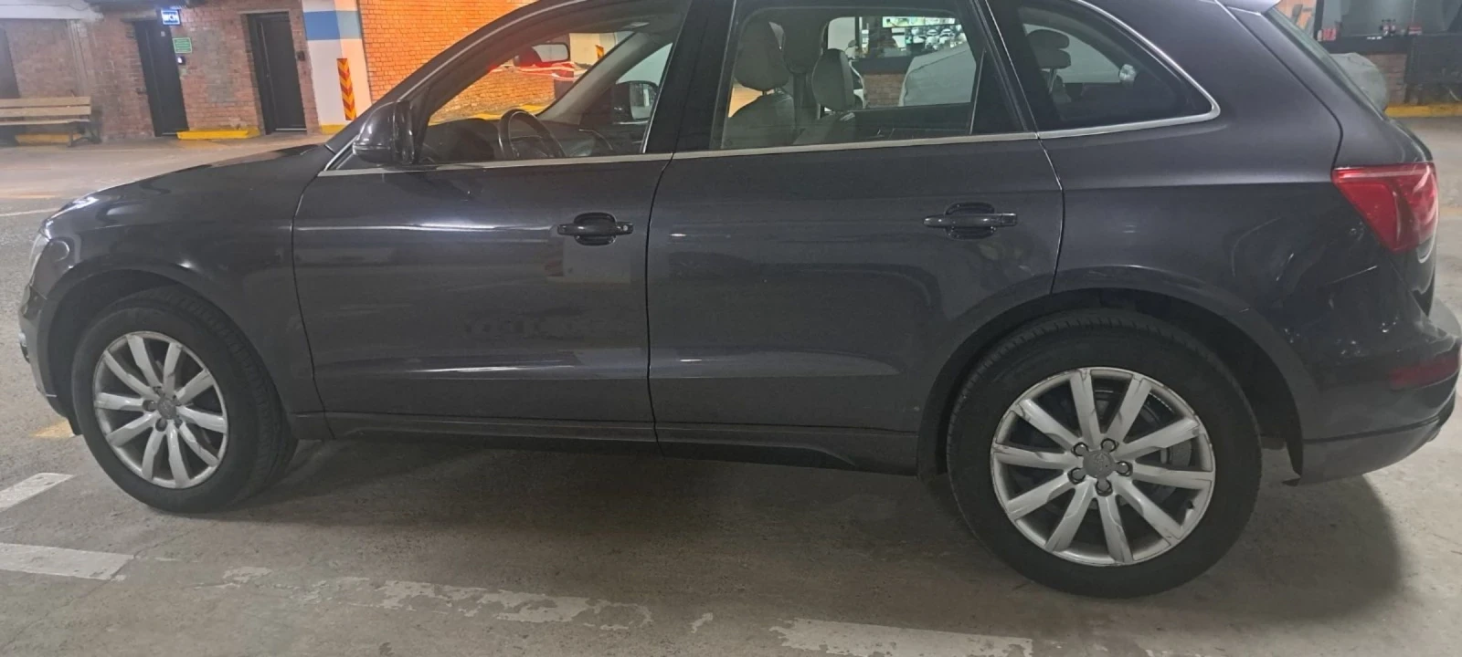 Audi Q5, снимка 5 - Автомобили и джипове - 56369414