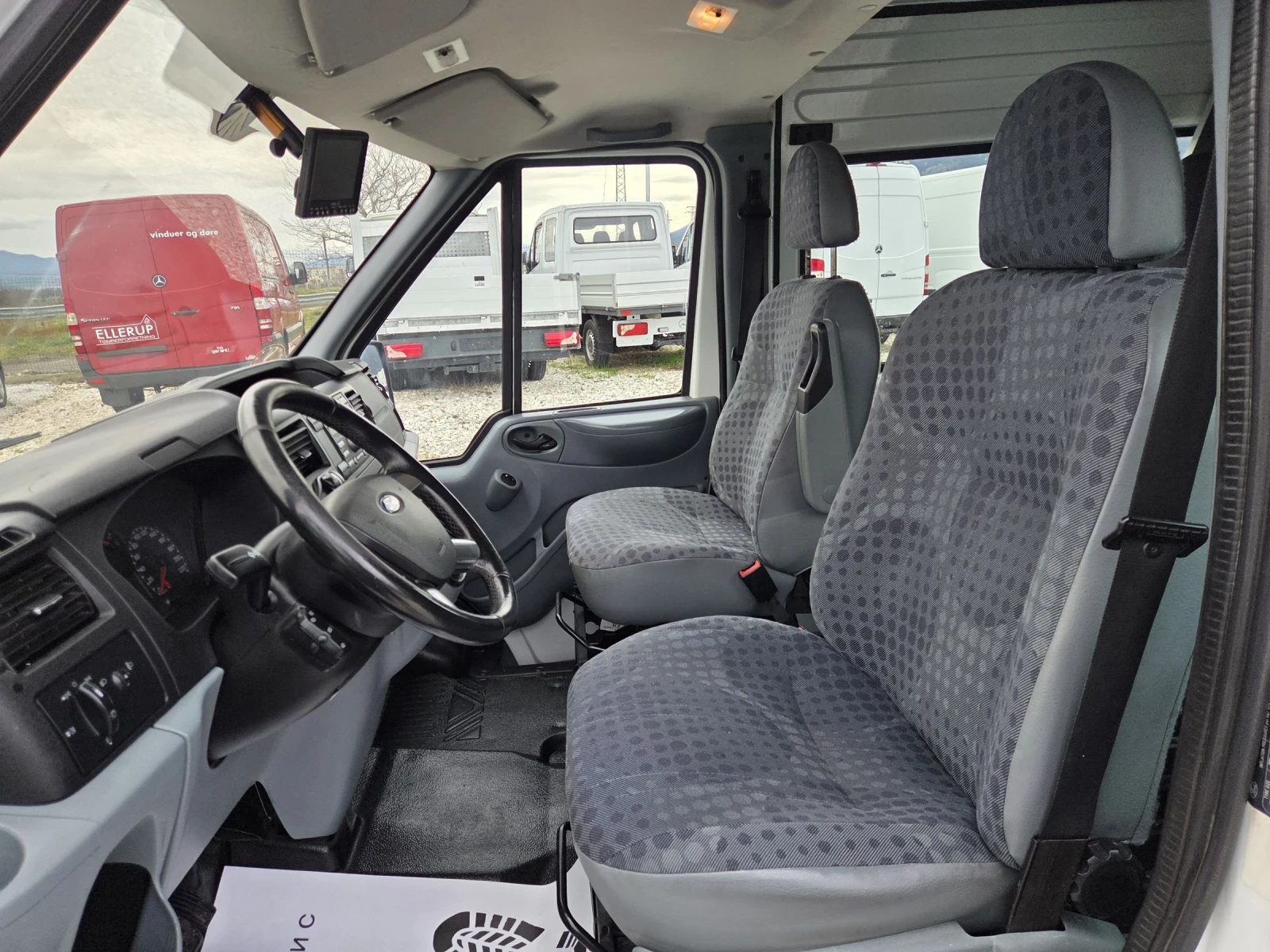 Ford Transit 2.2 TDCi, Товаропътник, 5 местен, Климатик - изображение 9