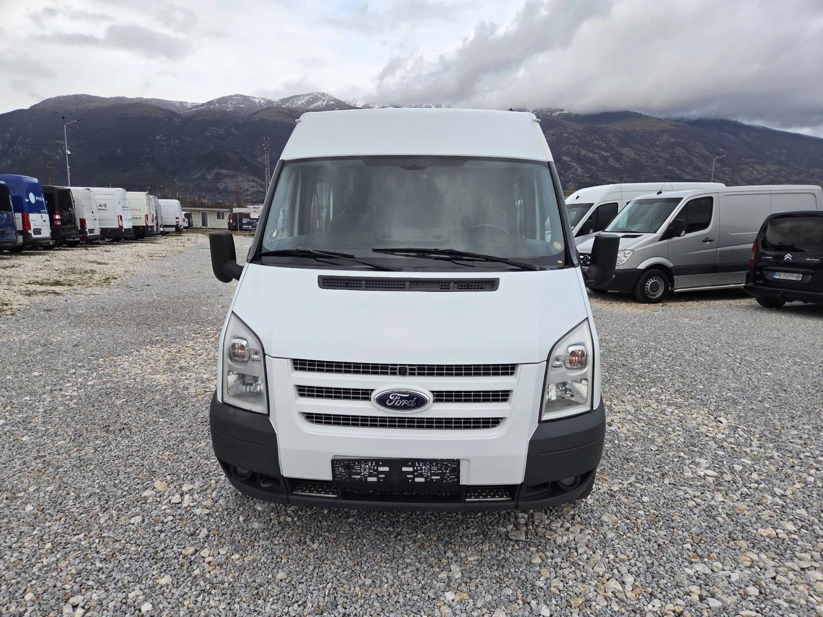 Ford Transit 2.2 TDCi, Товаропътник, 5 местен, Климатик - изображение 8