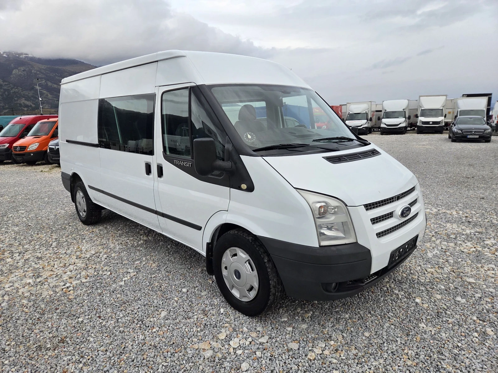 Ford Transit 2.2 TDCi, Товаропътник, 5 местен, Климатик - изображение 7