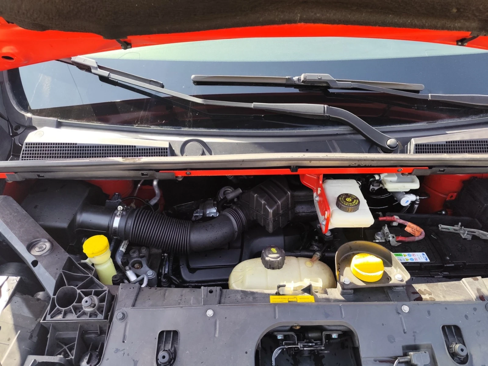 Opel Vivaro 1.6cdti , снимка 11 - Бусове и автобуси - 53725137