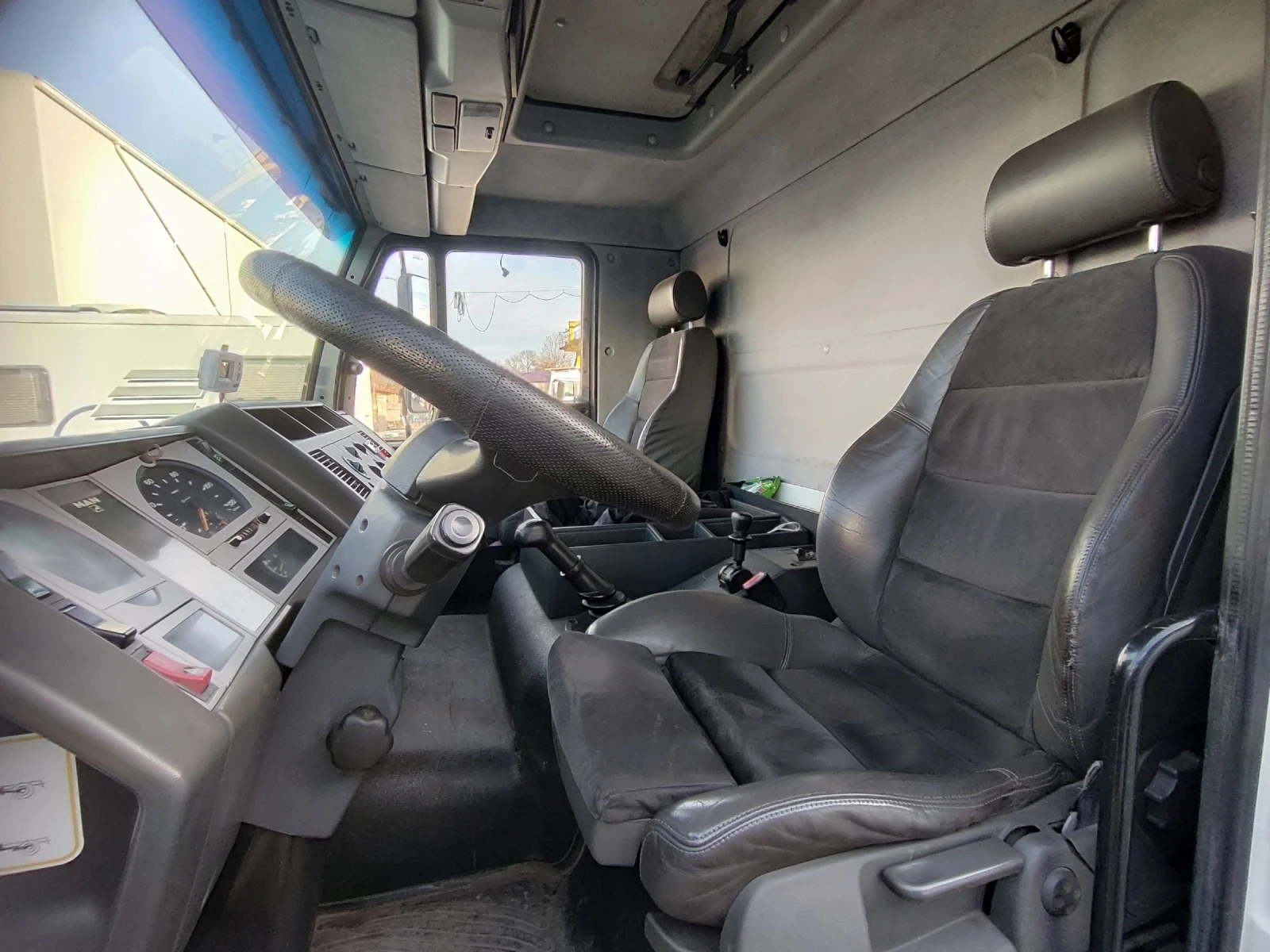 Man 12.224 12.225LLC Падащ борд LE220C - изображение 4