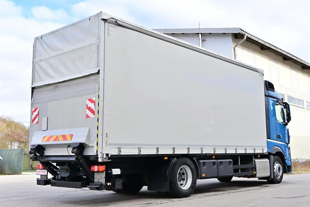 Mercedes-Benz Actros 1843 E6 Retarder борд 2t теглич 2, 8m, снимка 3 - Камиони - 54044952