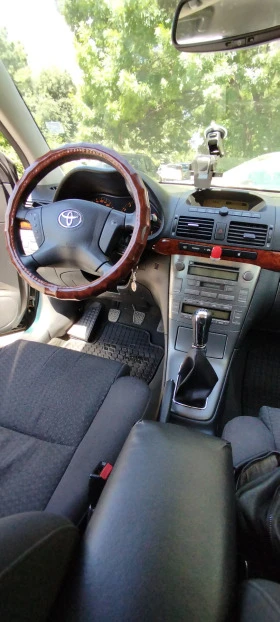 Toyota Avensis 2.0 СПЕШНО, снимка 7