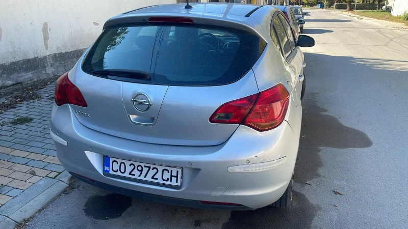 Opel Astra 1.6 , снимка 4 - Автомобили и джипове - 47758681