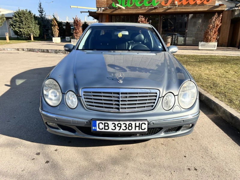 Mercedes-Benz E 220, снимка 3 - Автомобили и джипове - 49362001