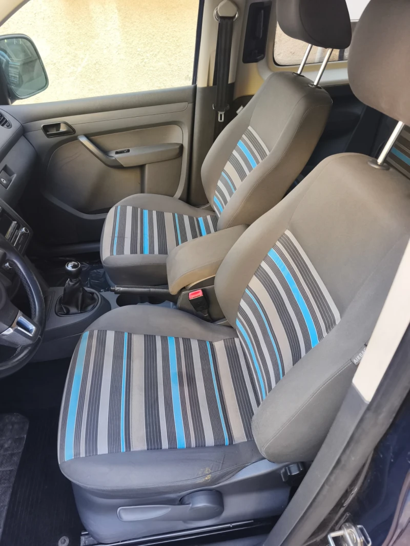 VW Caddy Maxi, снимка 13 - Автомобили и джипове - 52423353