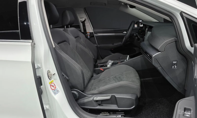 VW Golf, снимка 11 - Автомобили и джипове - 52699093