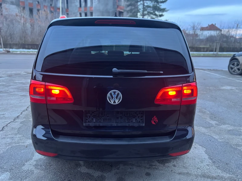 VW Touran 1.6TDI 105hp 2013 6 скорости , снимка 8 - Автомобили и джипове - 53263768