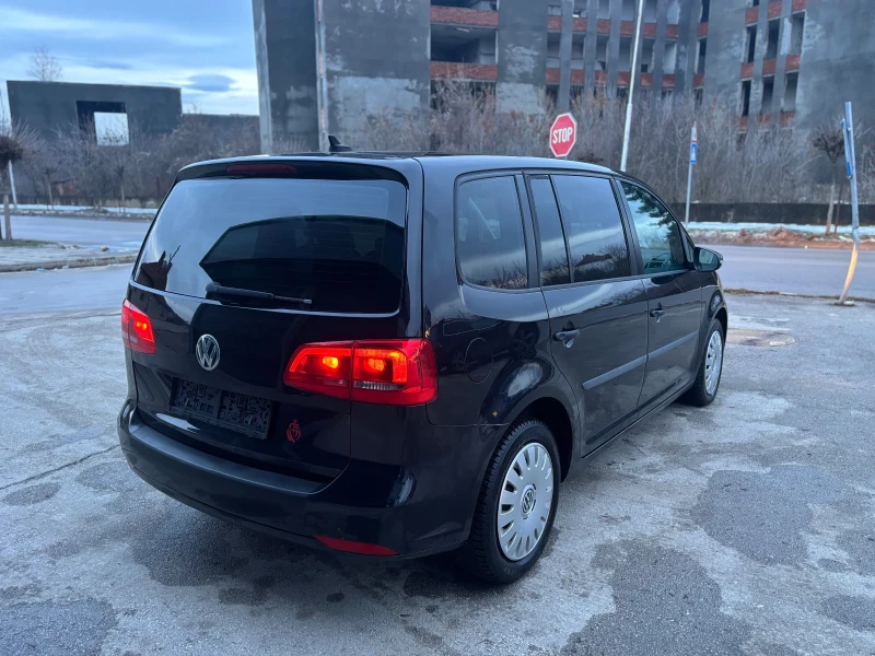 VW Touran 1.6TDI 105hp 2013 6 скорости , снимка 5 - Автомобили и джипове - 53263768