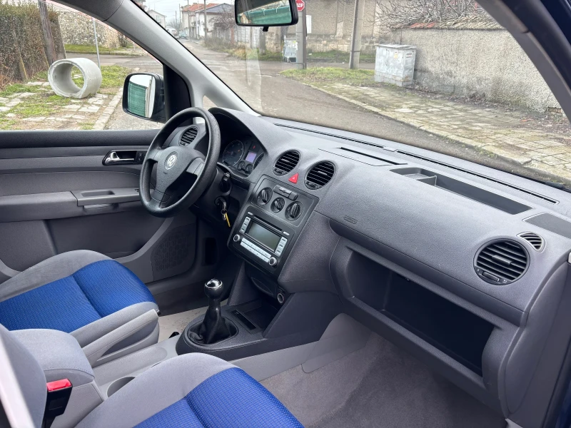 VW Caddy 1.9TDI, снимка 8 - Автомобили и джипове - 53359854