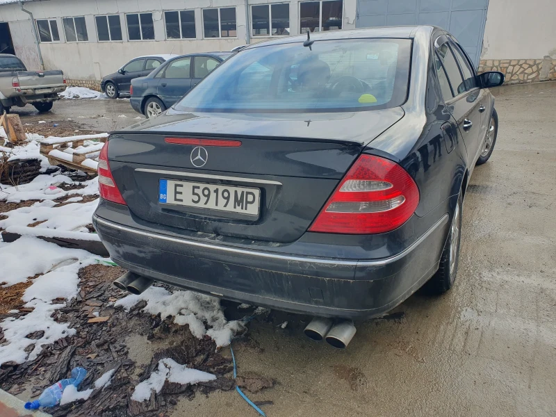 Mercedes-Benz E 350, снимка 4 - Автомобили и джипове - 53360332