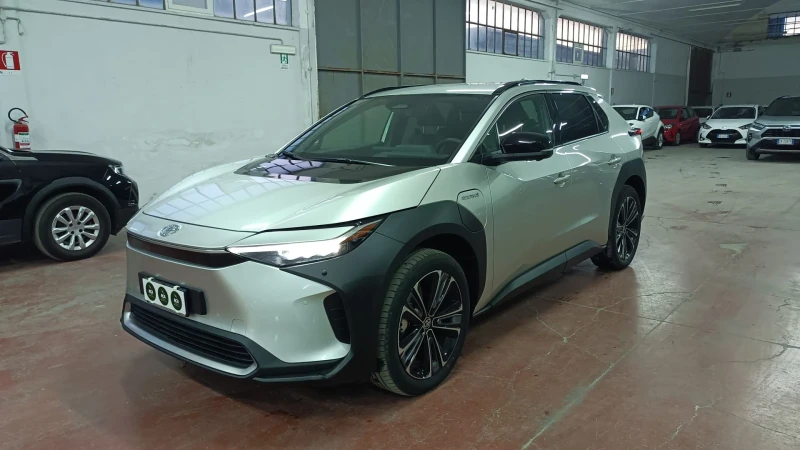 Toyota bZ4X ОЧАКВАН ВНОС/НОВА/AWD/JBL/Led/Kless/Гаранция, снимка 2 - Автомобили и джипове - 53387424