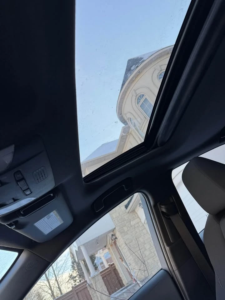 Toyota Corolla SE * * CARFAX * *  * *  | Mobile.bg   17