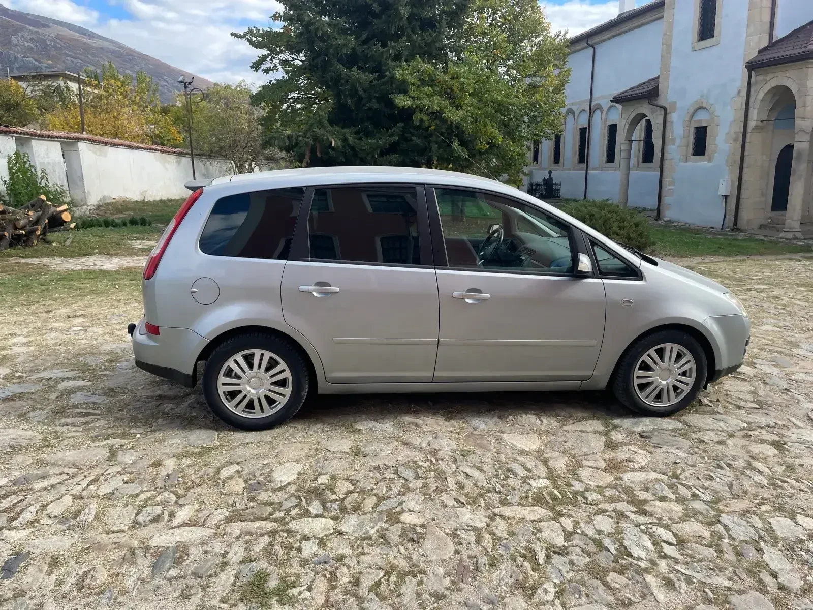 Ford C-max 1.6TDCI 109ks\GHIA - изображение 6