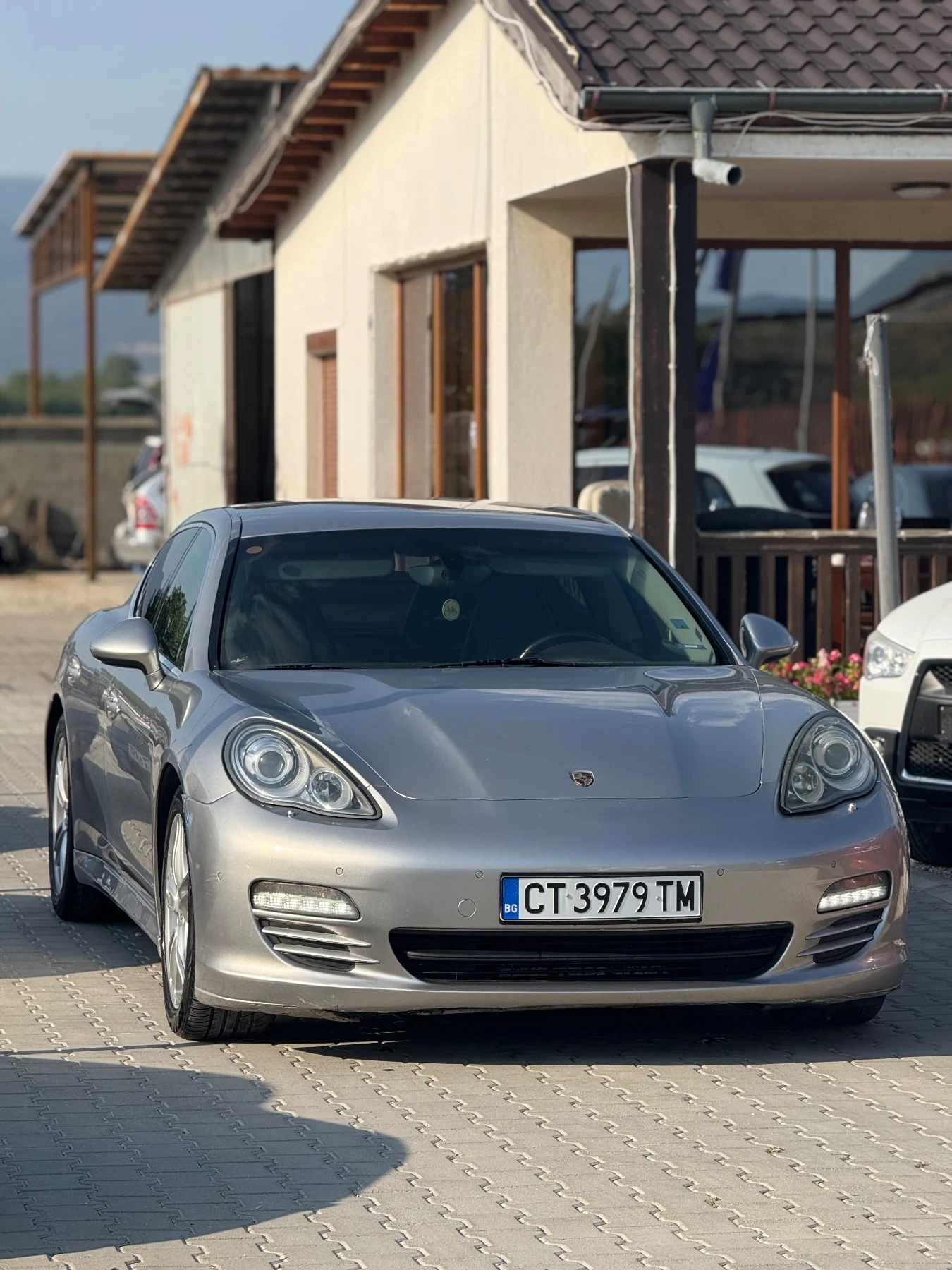 Porsche Panamera 4.8* Топ* Бартер* Лизинг* Регистирана* PDK*  - изображение 3