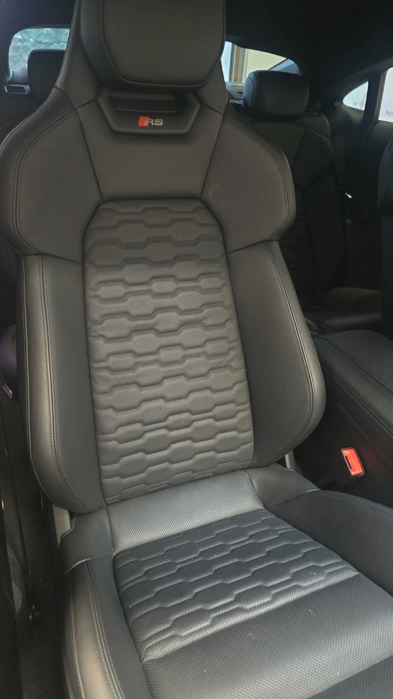 Audi E-Tron GT CARFAX    | Mobile.bg   14