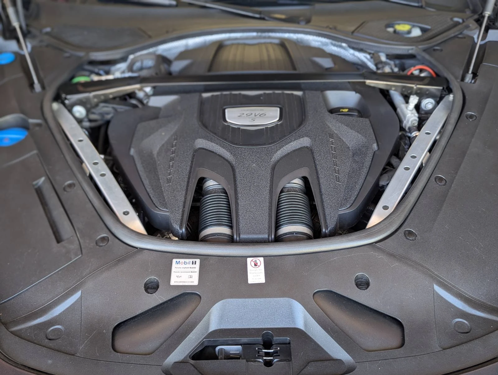 Audi A8 Panamera 4S ����� ����  | Mobile.bg � ����������� 12