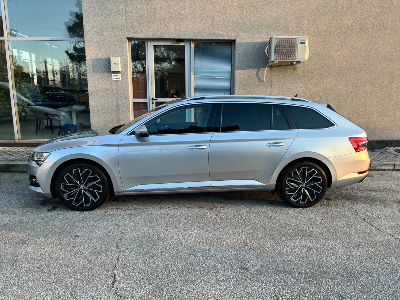 Skoda Superb 2.0 TSI 7DSG  - изображение 7