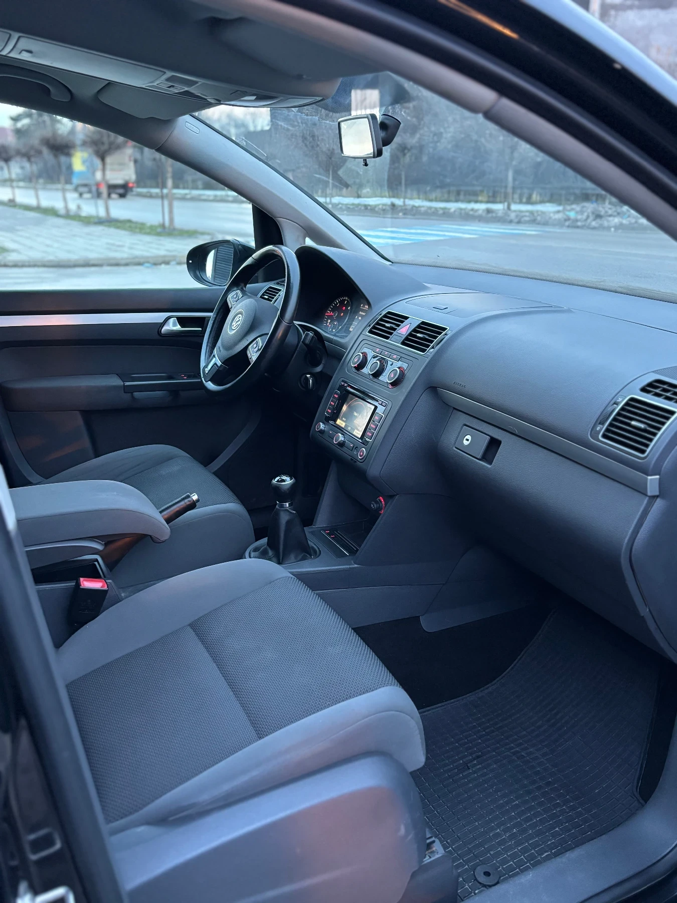 VW Touran 1.6TDI 105hp 2013 6 ��������  | Mobile.bg � ����������� 13