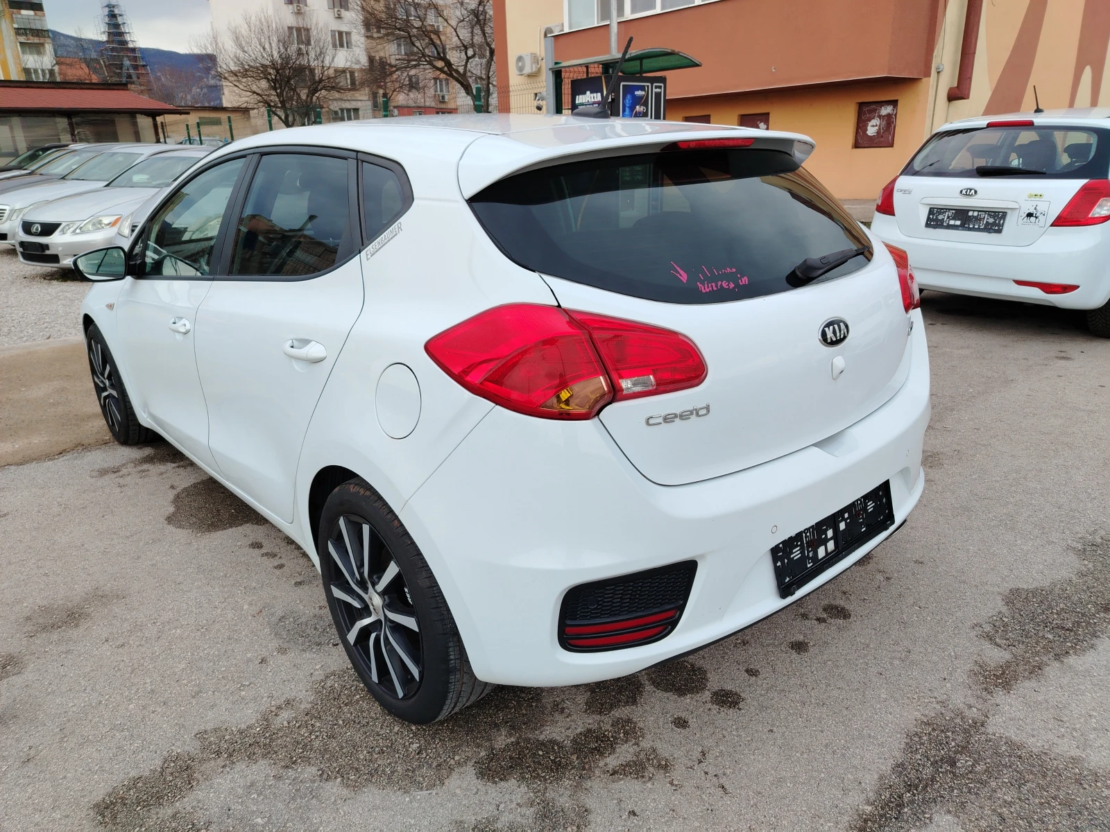 Kia Ceed 1.0 T 118000�� | Mobile.bg � ����������� 5