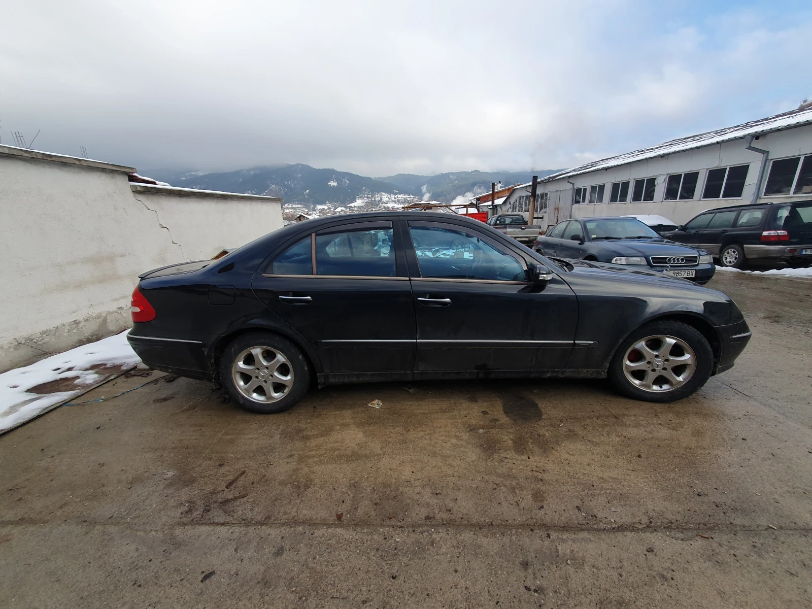 Mercedes-Benz E 350  - изображение 10